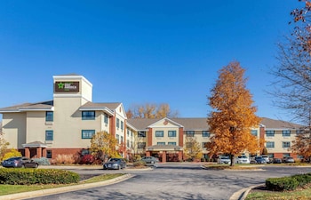 extended stay america suites rockford i90