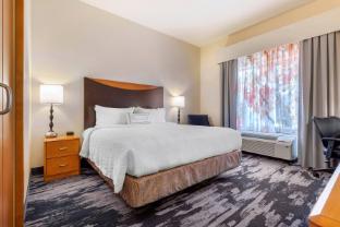 fairfield inn and suites by marriott rockford
