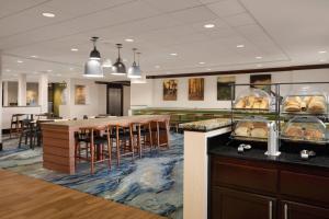 fairfield inn and suites by marriott tupelo