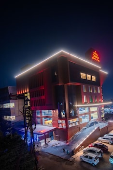 hotel grand dhillon
