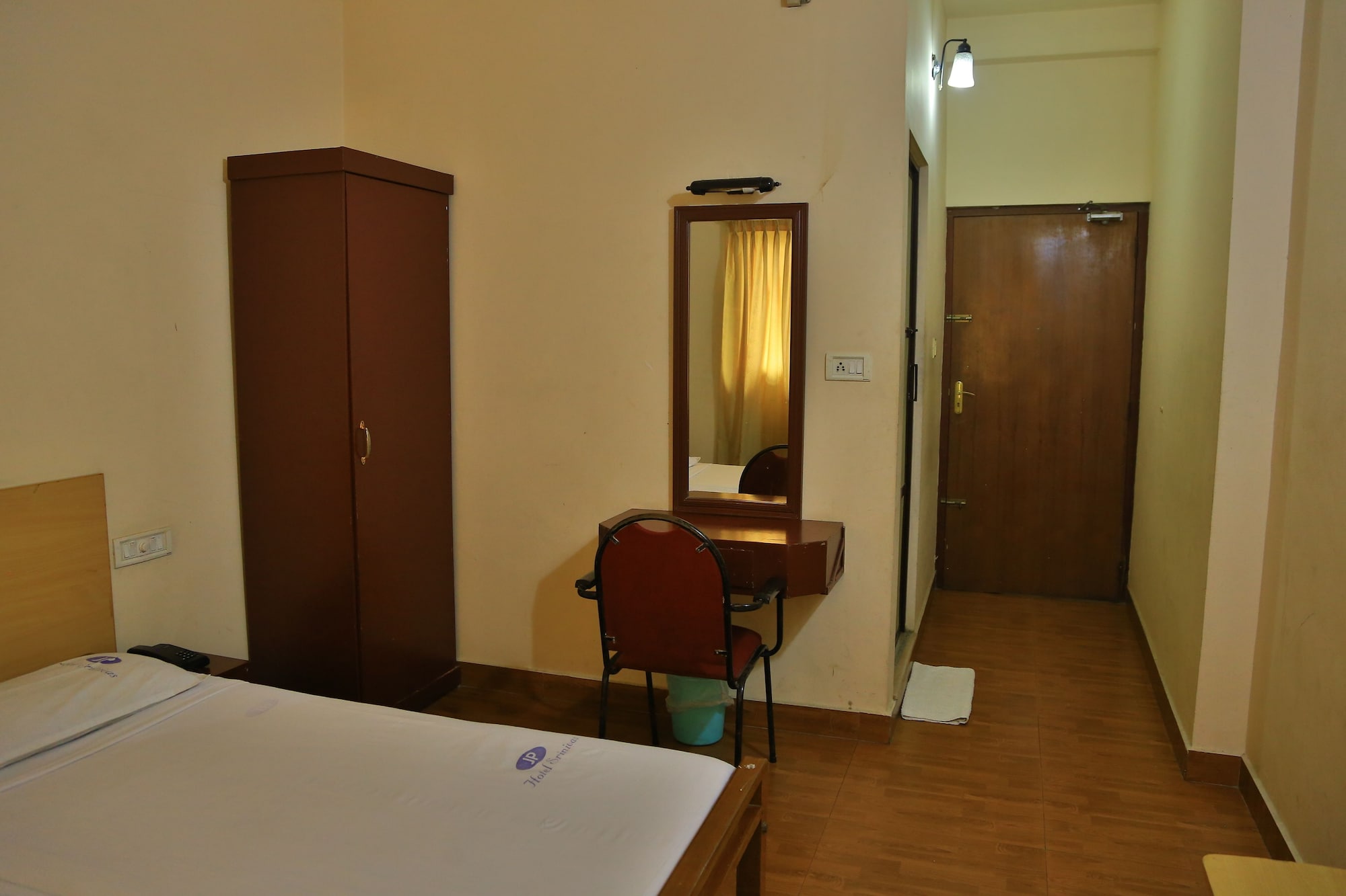 hotel srinivas