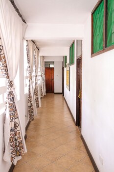 Kahama Hotel Mombasa,Mombasa>>Bamburi,3.5 star