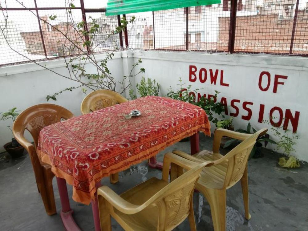 somit paying guest house