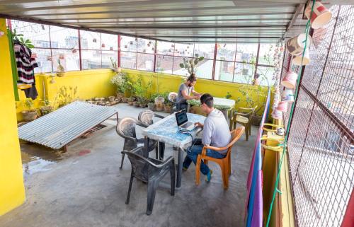 somit paying guest house