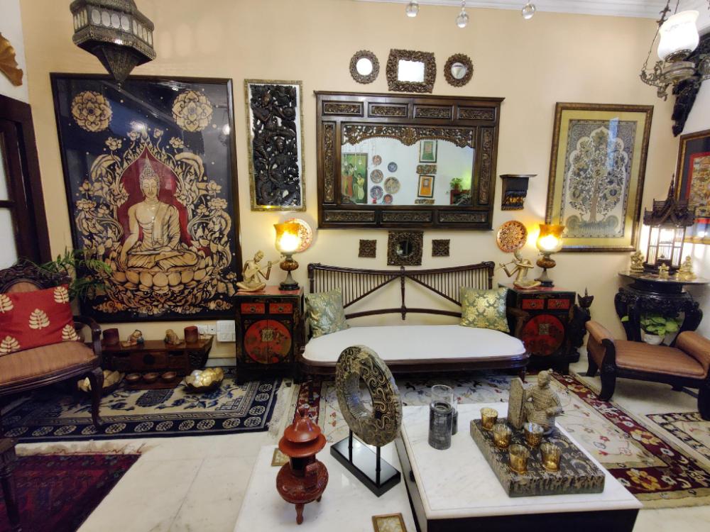 on the house bed and breakfast