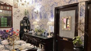 on the house bed and breakfast