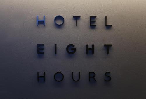 hotel 8 hours