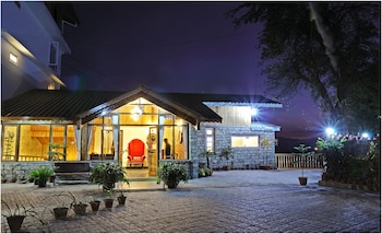 summit namnang courtyard and spa