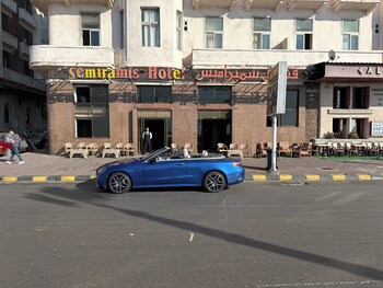 semiramis hotel