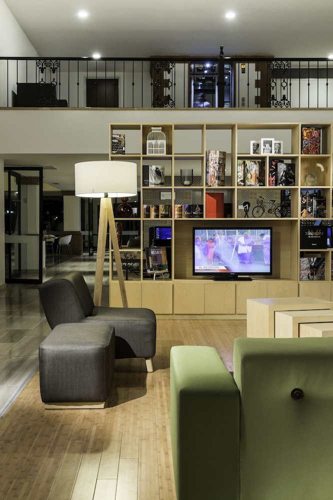 fiesta inn queretaro