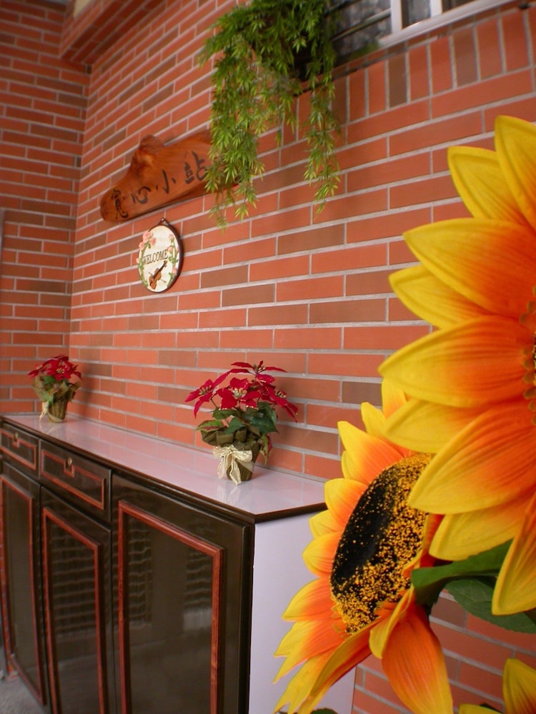 broad minded station