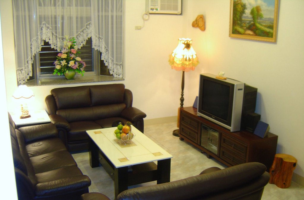 broad minded station