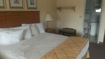 naugatuck motor lodge