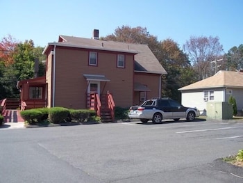 naugatuck motor lodge