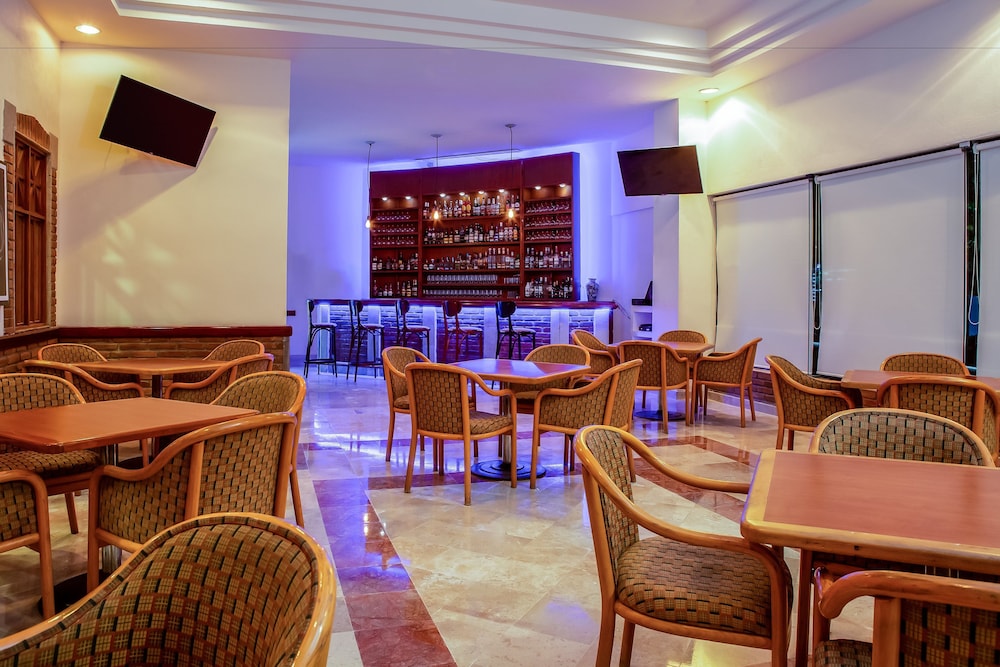 fiesta inn tampico
