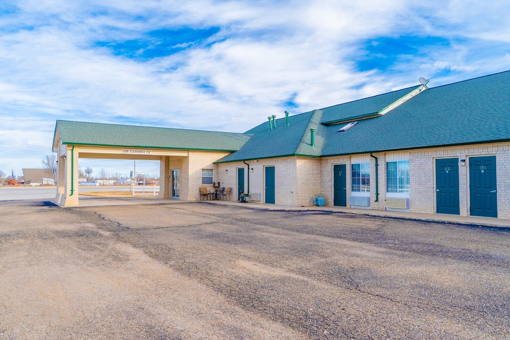 hometown inn by oyo texhoma ok