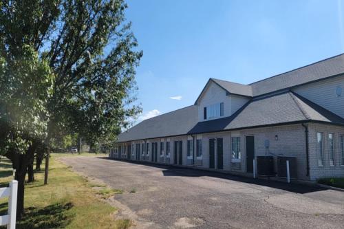 Hometown Inn By Oyo Texhoma, Ok,Stratford>>Guymon,2 star