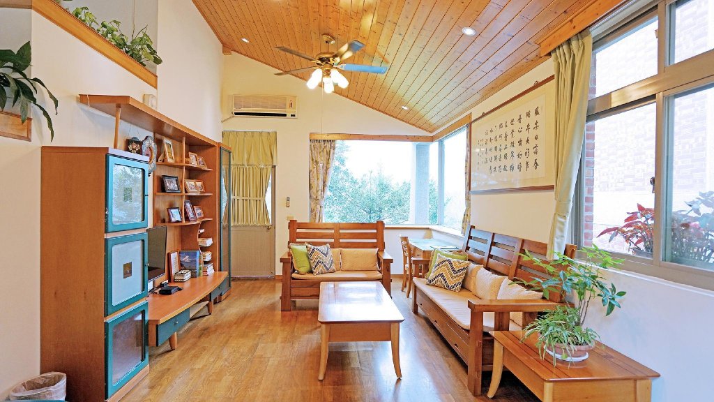 Red Brick Villas,Miaoli County>>Miaoli,3 star