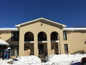 La Villa Motel,Lake Forest>>Chicago,2 star