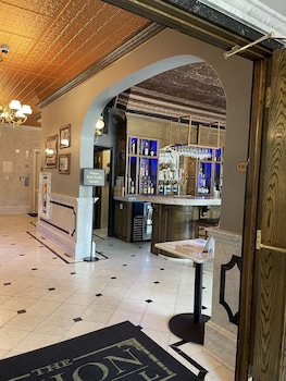 The Union Hotel,Breezewood>>Altoona,2 star