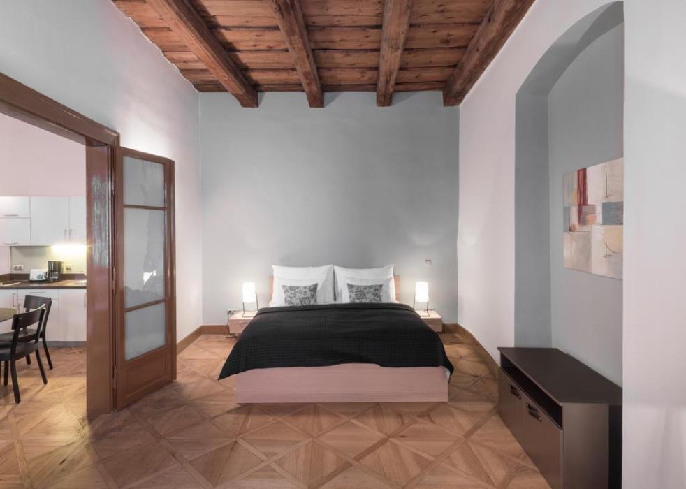 3 epoques apartments by adrez living