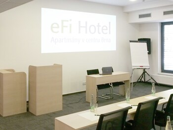 efi palace hotel