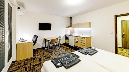 efi palace hotel