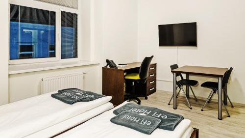 efi palace hotel