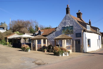 stiffkey red lion