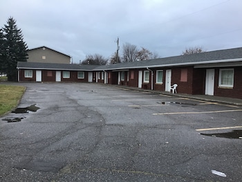 Kingsway Inn Motel,Fort William First Nation>>Thunder Bay,2 star
