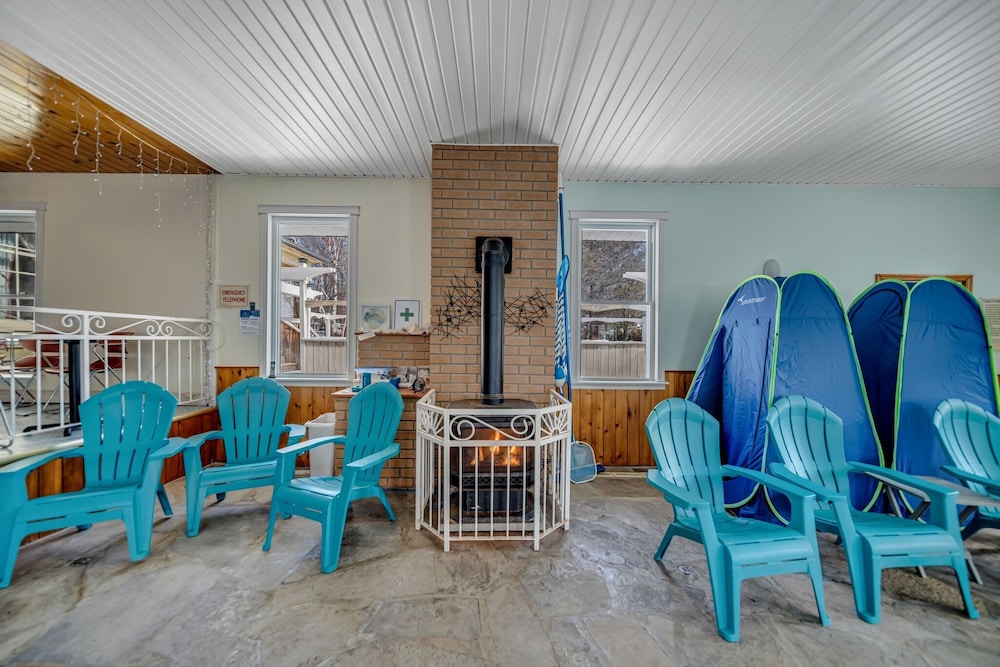 marmora and lake inn