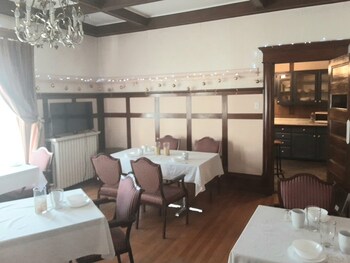 marmora and lake inn