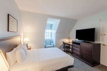 the founders inn and spa tapestry collection by hilton