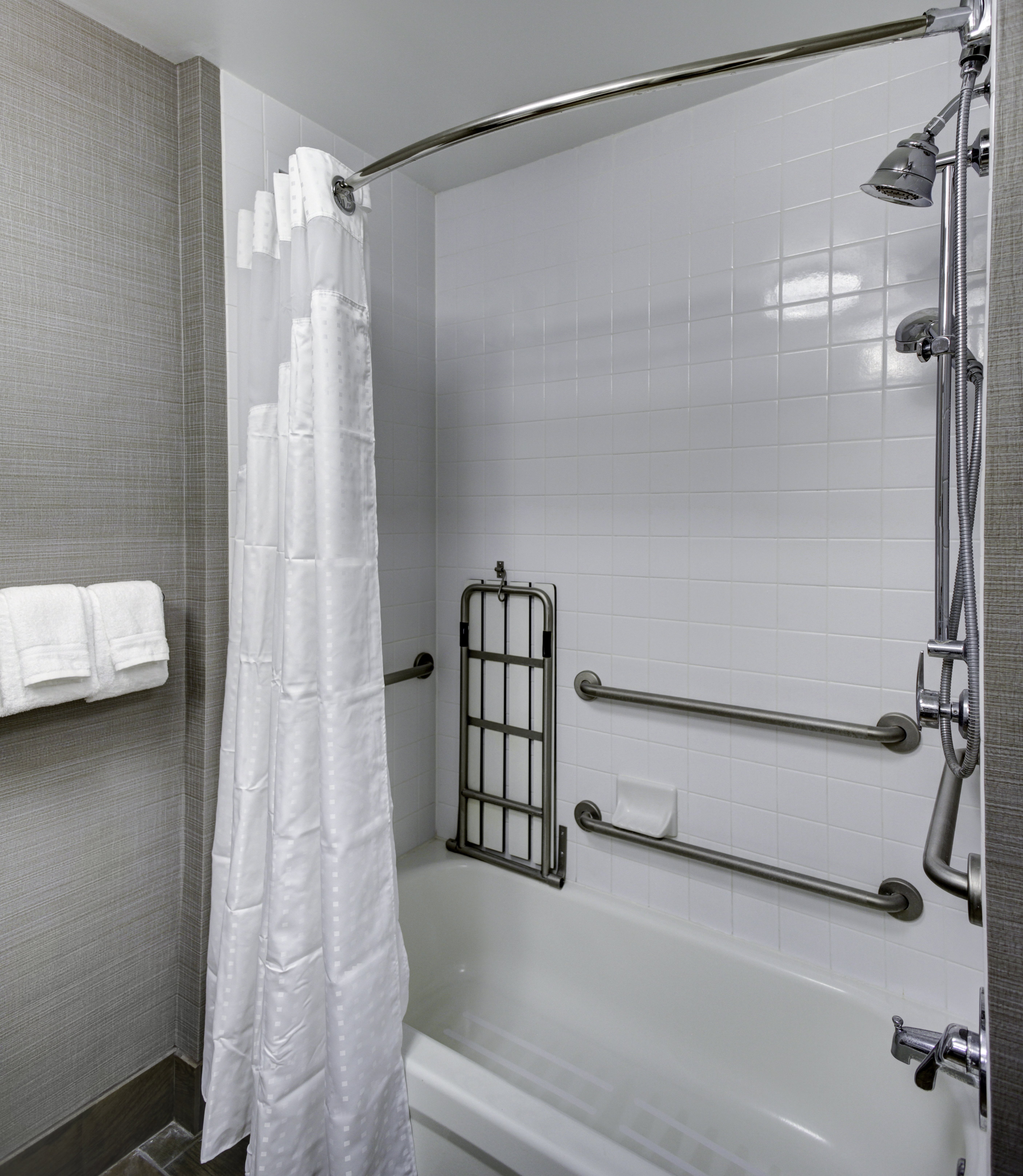 holiday inn savannah historic district by ihg