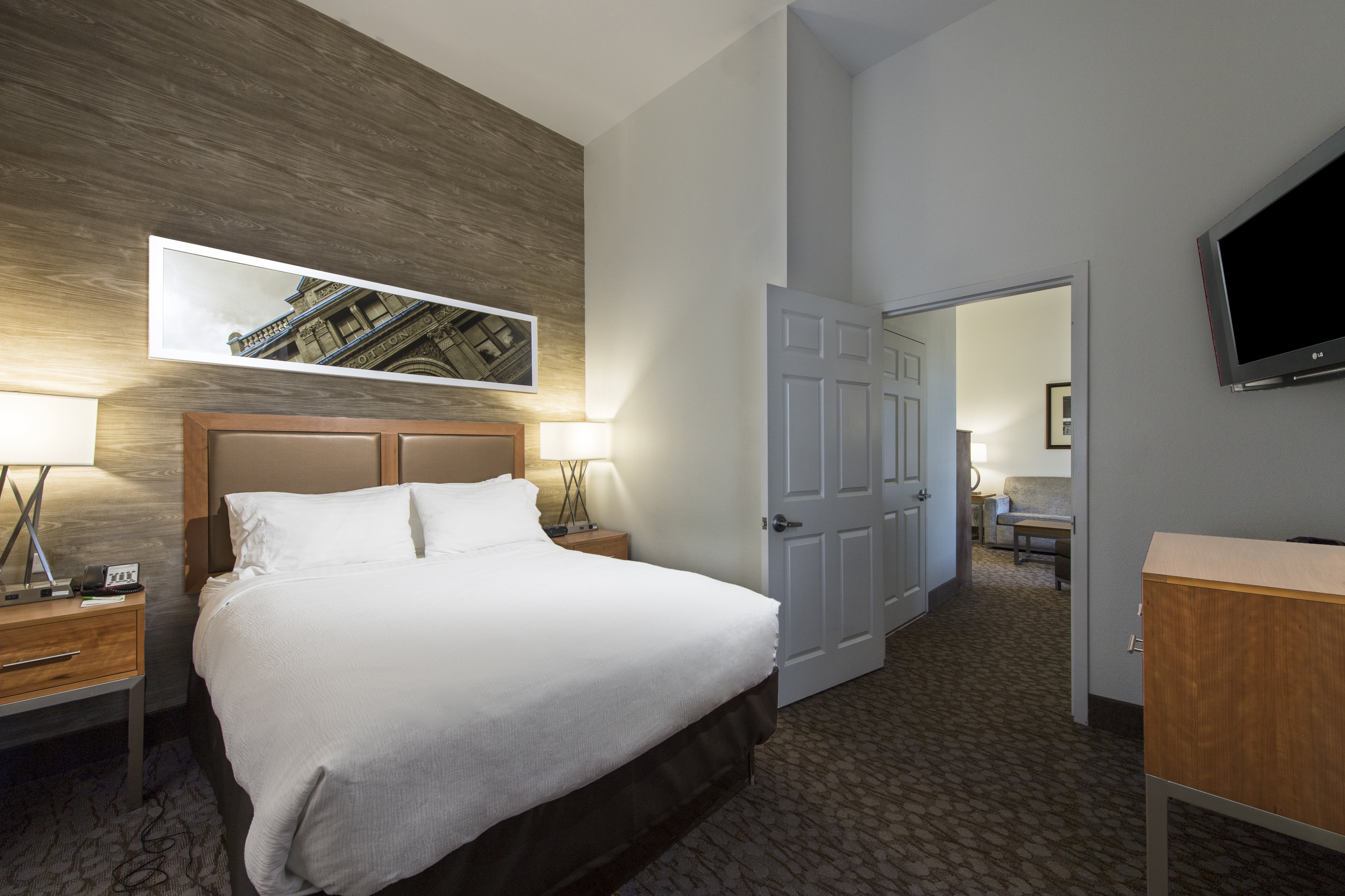holiday inn savannah historic district by ihg