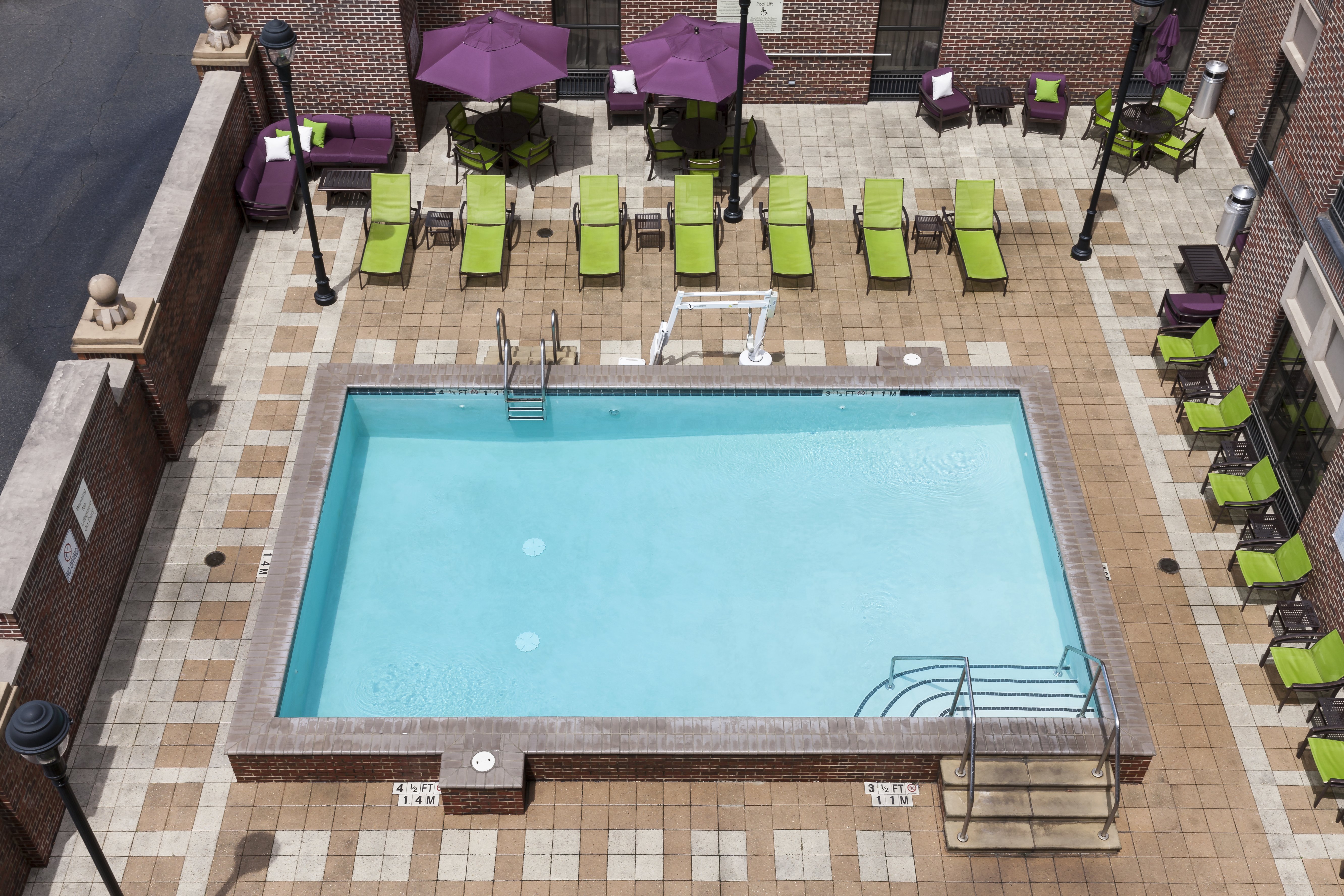holiday inn savannah historic district by ihg