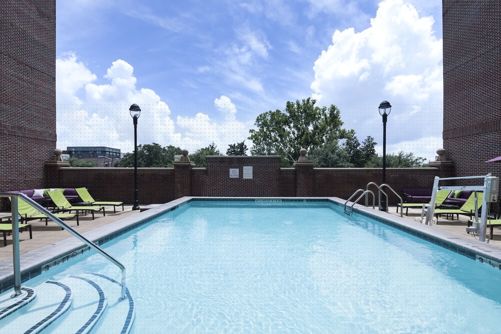 holiday inn savannah historic district by ihg