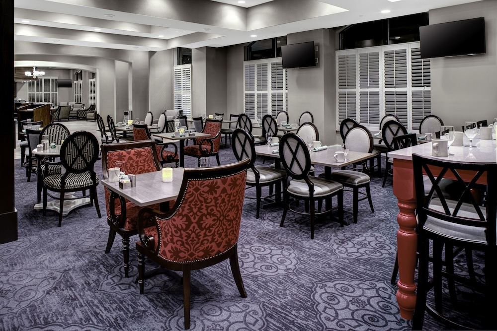 holiday inn savannah historic district by ihg