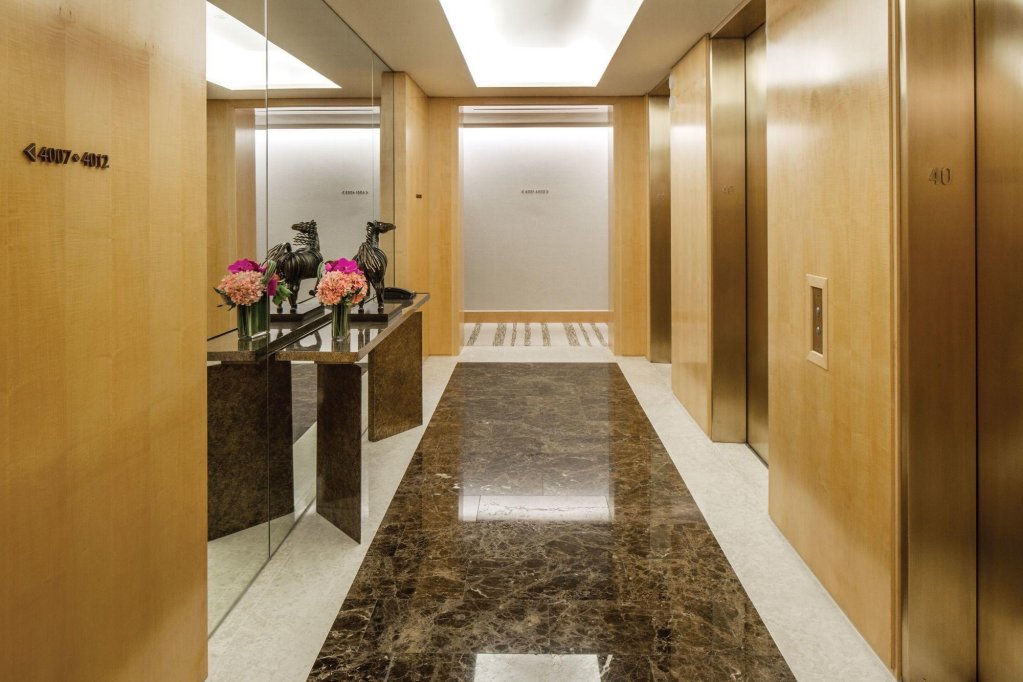 four seasons hotel new york