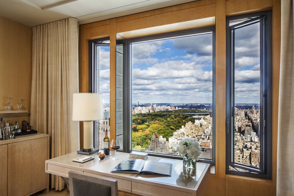 four seasons hotel new york