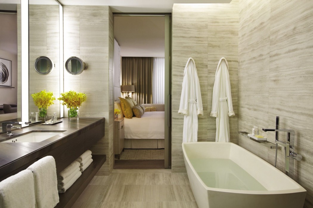 Four Seasons Hotel Toronto,Central Ontario>>Toronto,5 star