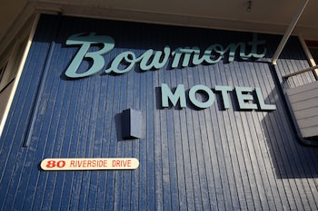 bowmont motel