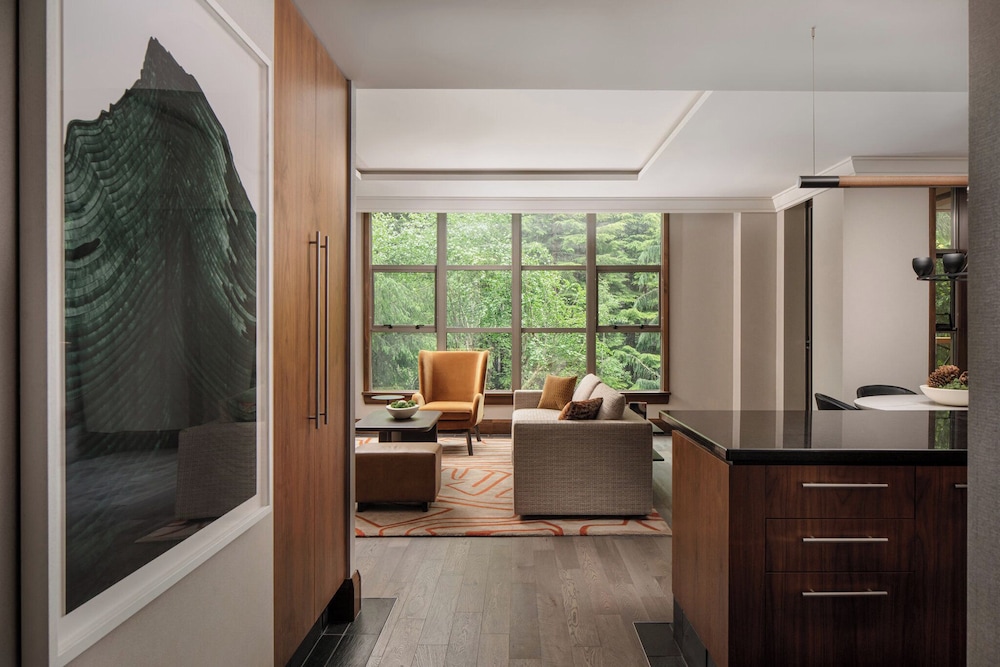 four seasons resort whistler