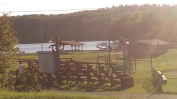 Bay Lake Inn (Frontiersman Motel),Ontario>>Latchford,3 star