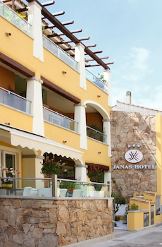 janas hotel
