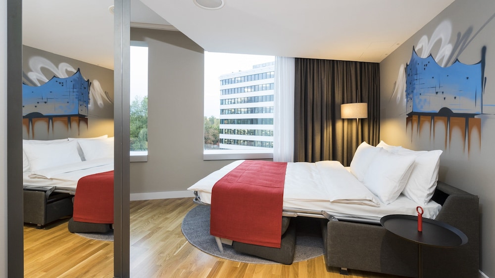 holiday inn hamburg city nord by ihg