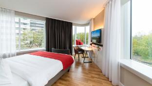 holiday inn hamburg city nord by ihg