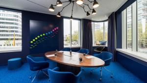 holiday inn hamburg city nord by ihg