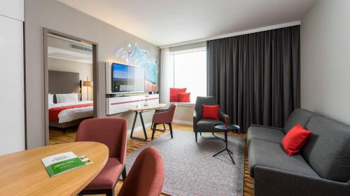 holiday inn hamburg city nord by ihg