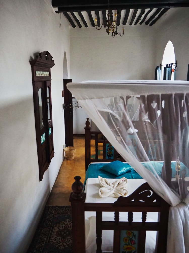 zanzibar coffee house